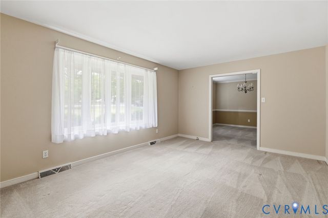 3810 Centralia Rd, Chester, VA 23831