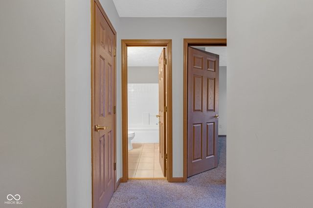 6318 Pickwick Court, Zionsville, IN 46077