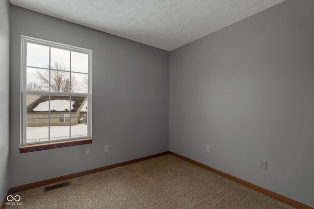 6318 Pickwick Court, Zionsville, IN 46077