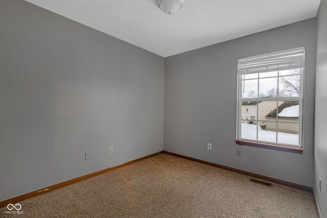 6318 Pickwick Court, Zionsville, IN 46077