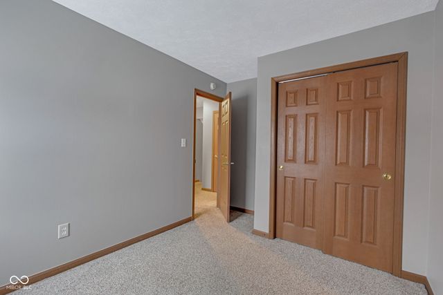 6318 Pickwick Court, Zionsville, IN 46077