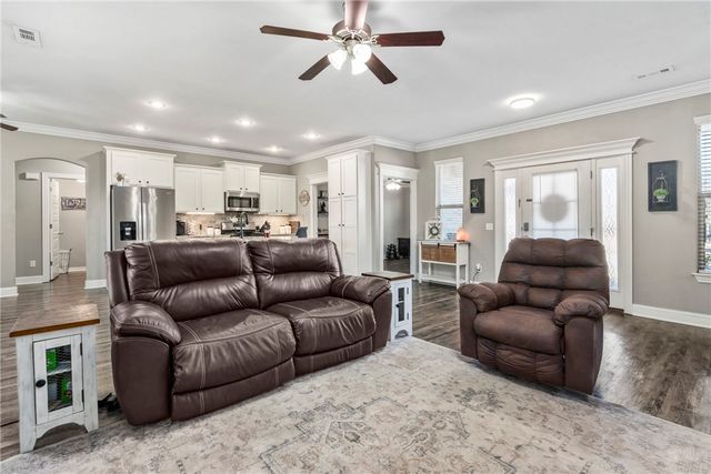 497 Caballo Street, Farmington, AR 72730