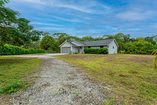 16495 69th Street N, Loxahatchee, FL 33470