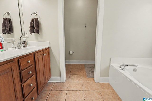 1124 WEYBRIDGE WAY, Pelham, AL 35124