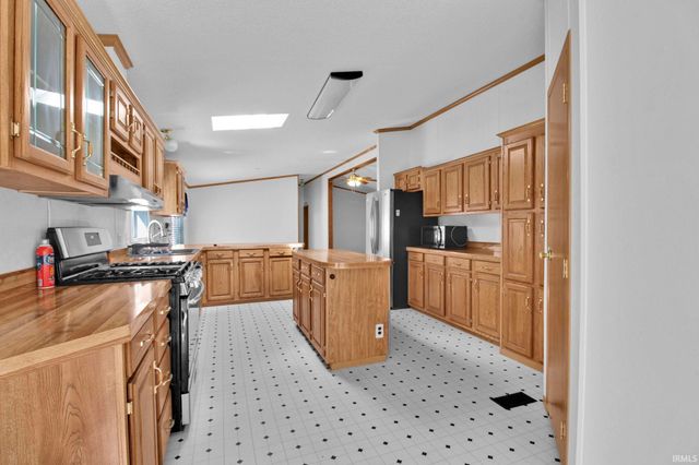 3609 N 300 EAST, Kokomo, IN 46901