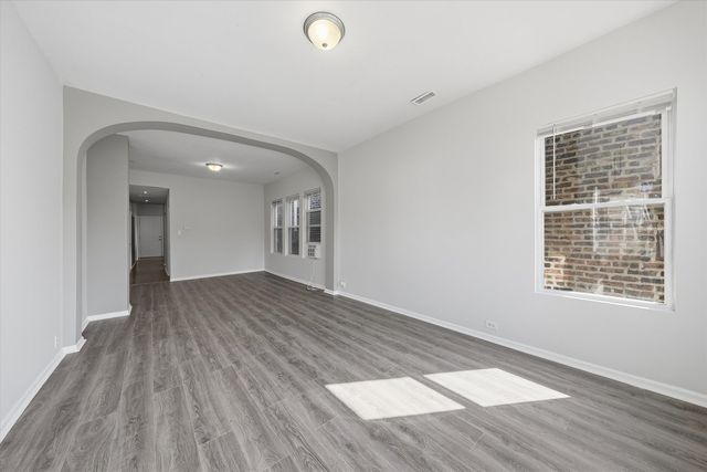 5135 S Wood Street 2, Chicago, IL 60609