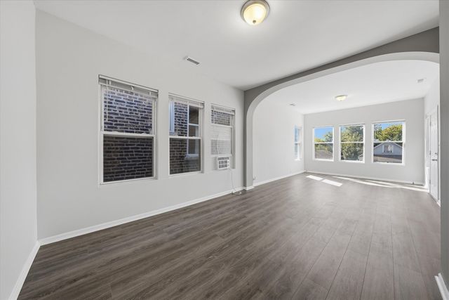 5135 S Wood Street 2, Chicago, IL 60609