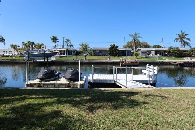 4240 FLORAMAR TERRACE, New Port Richey, FL 34652