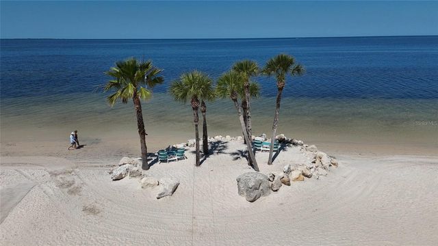 4240 FLORAMAR TERRACE, New Port Richey, FL 34652