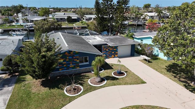 4240 FLORAMAR TERRACE, New Port Richey, FL 34652