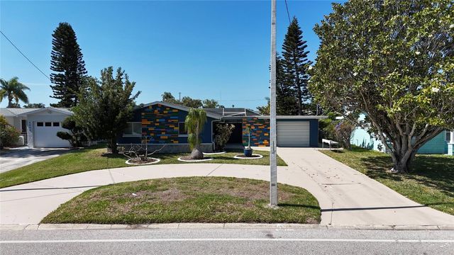 4240 FLORAMAR TERRACE, New Port Richey, FL 34652
