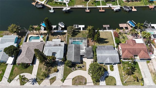 4240 FLORAMAR TERRACE, New Port Richey, FL 34652