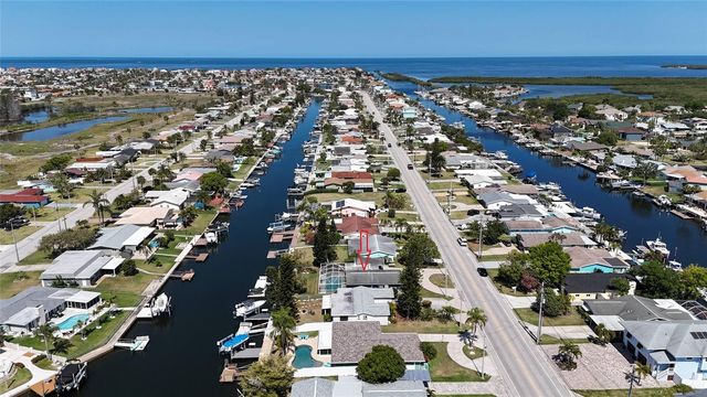 4240 FLORAMAR TERRACE, New Port Richey, FL 34652