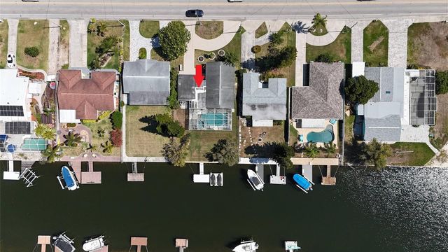 4240 FLORAMAR TERRACE, New Port Richey, FL 34652