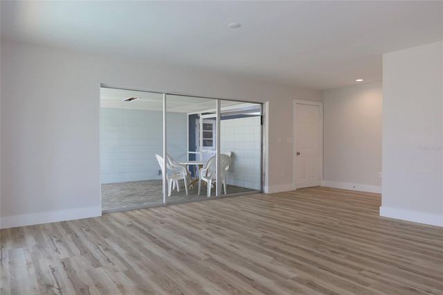 4240 FLORAMAR TERRACE, New Port Richey, FL 34652