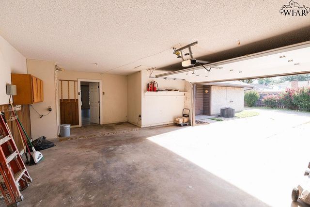 4905 BIG BEND DRIVE, Wichita Falls, TX 76310