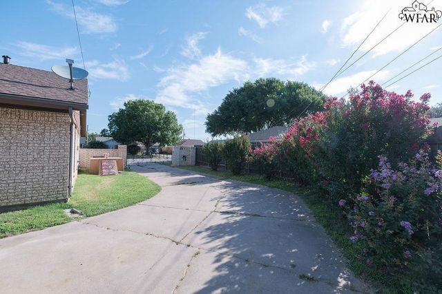 4905 BIG BEND DRIVE, Wichita Falls, TX 76310