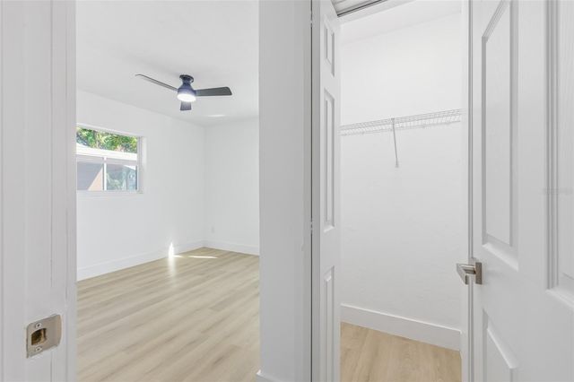 3917 W PINE STREET, Tampa, FL 33607