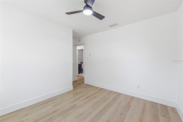 3917 W PINE STREET, Tampa, FL 33607