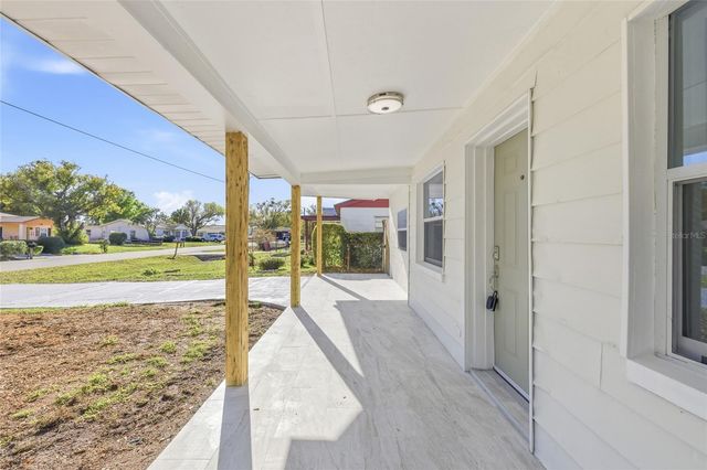 3917 W PINE STREET, Tampa, FL 33607