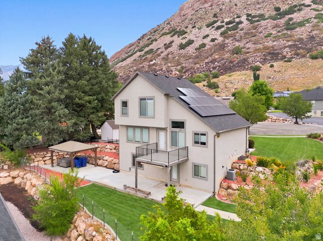 1126 E BENCHVIEW DR, Ogden, UT 84404