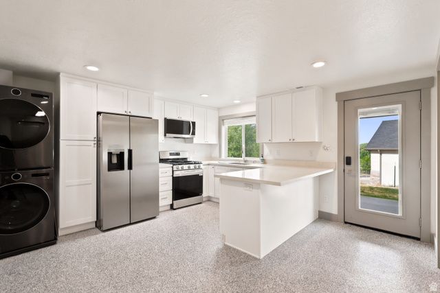 1126 E BENCHVIEW DR, Ogden, UT 84404