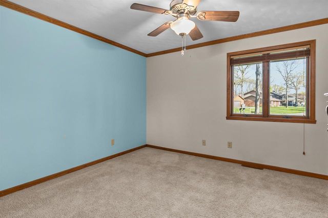 1841 EAGLE DRIVE, Neenah, WI 54956