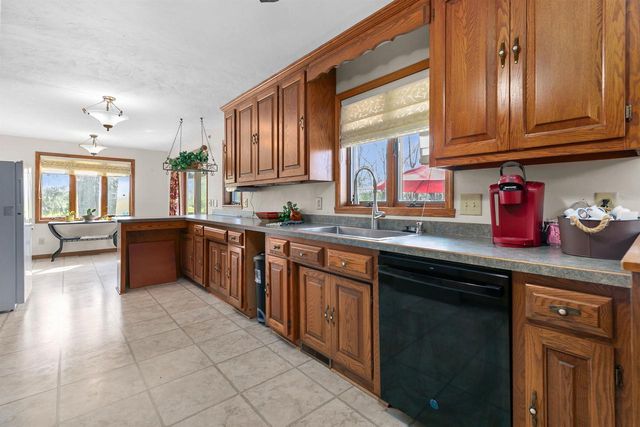 1841 EAGLE DRIVE, Neenah, WI 54956
