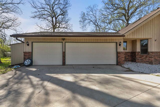 1841 EAGLE DRIVE, Neenah, WI 54956