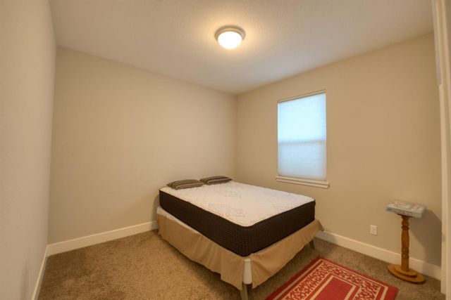 1129 Imperial Lily Dr, Patterson, CA 95363