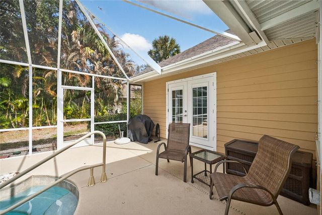 137 SW 38th Court SW, Vero Beach, FL 32968