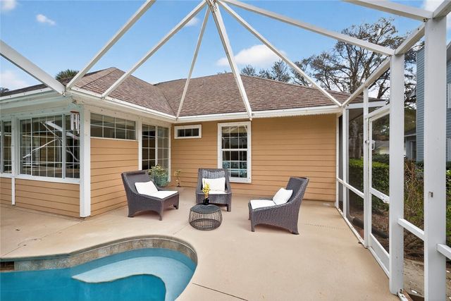 137 SW 38th Court SW, Vero Beach, FL 32968