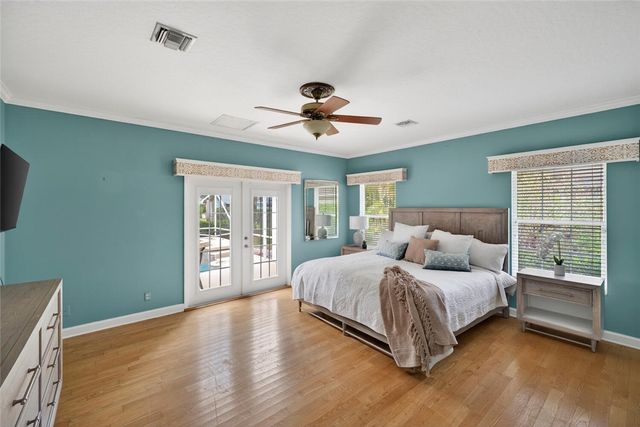 137 SW 38th Court SW, Vero Beach, FL 32968