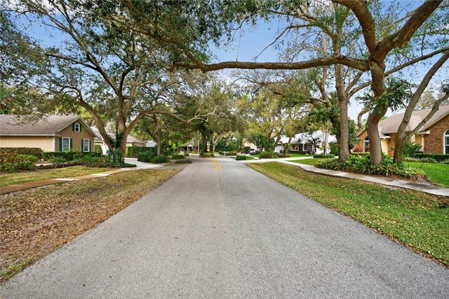 137 SW 38th Court SW, Vero Beach, FL 32968