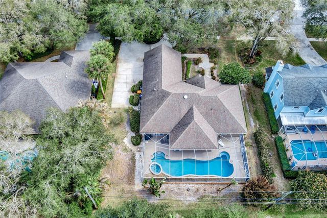 137 SW 38th Court SW, Vero Beach, FL 32968