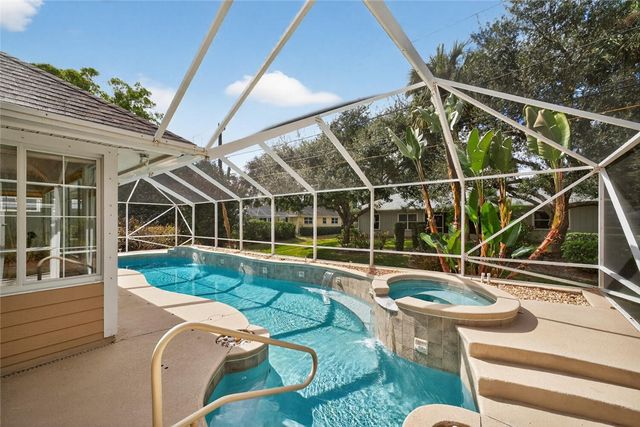 137 SW 38th Court SW, Vero Beach, FL 32968