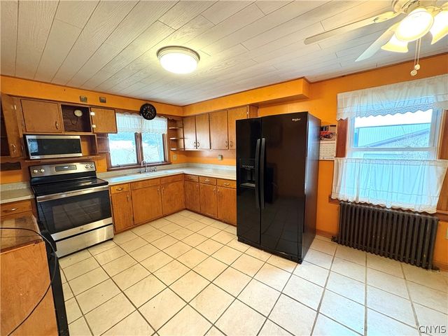 7409 Day Road, Throop, NY 13021