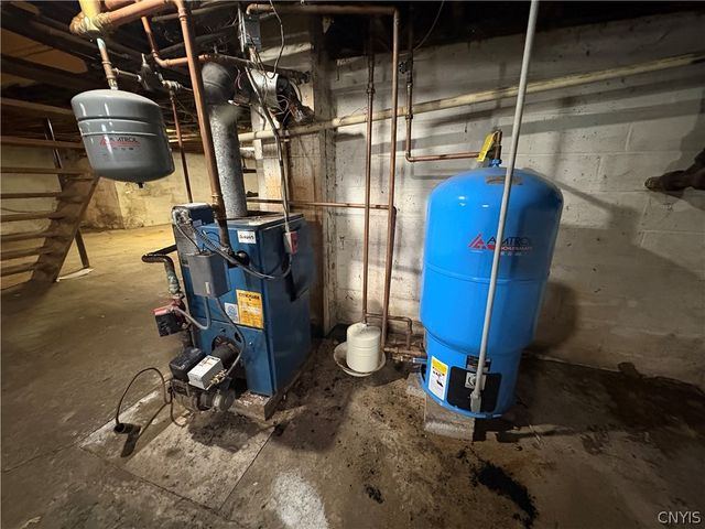 7409 Day Road, Throop, NY 13021