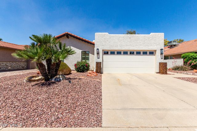 10826 E NAVAJO Drive, Sun Lakes, AZ 85248