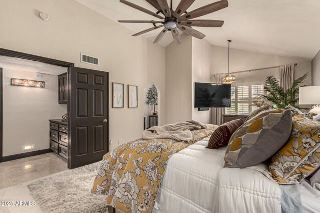 10826 E NAVAJO Drive, Sun Lakes, AZ 85248