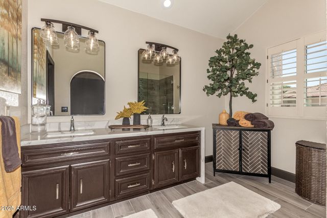 10826 E NAVAJO Drive, Sun Lakes, AZ 85248