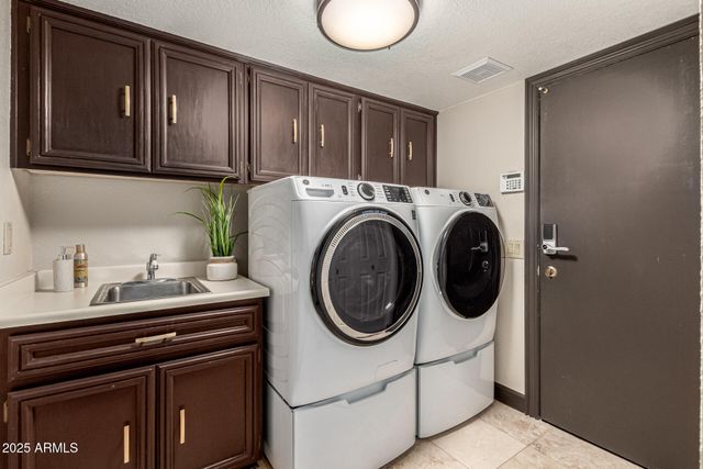 10826 E NAVAJO Drive, Sun Lakes, AZ 85248