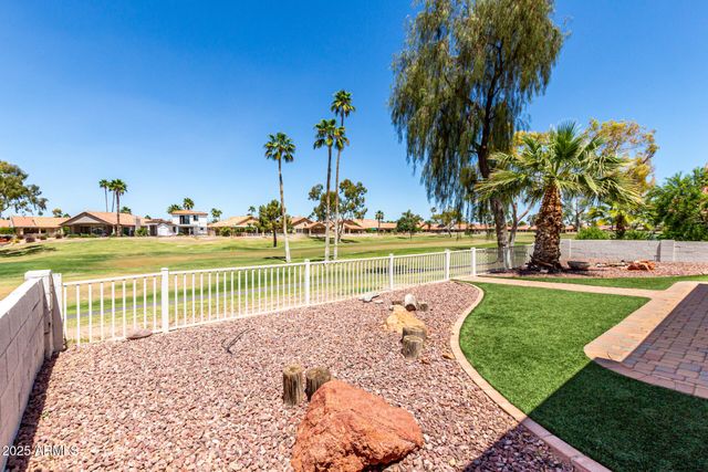 10826 E NAVAJO Drive, Sun Lakes, AZ 85248