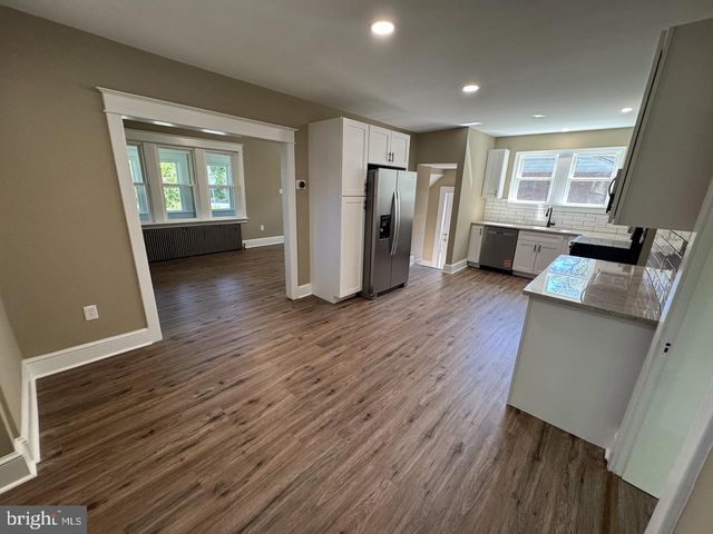 6 WOODROW AVE, Wilmington, DE 19803