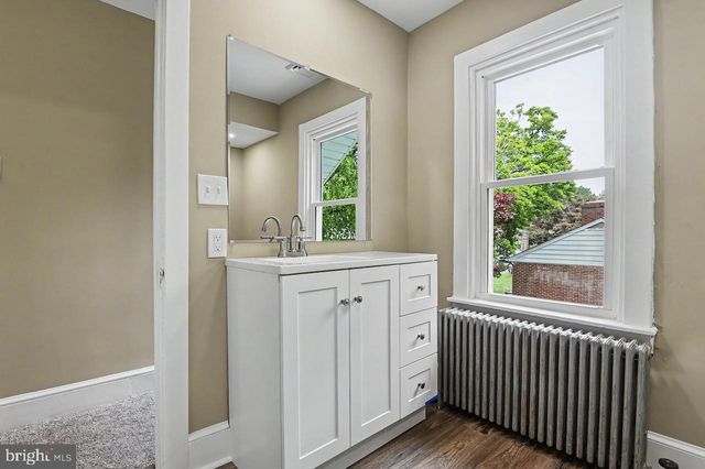 6 WOODROW AVE, Wilmington, DE 19803