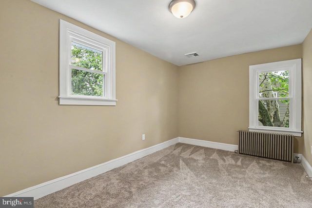 6 WOODROW AVE, Wilmington, DE 19803