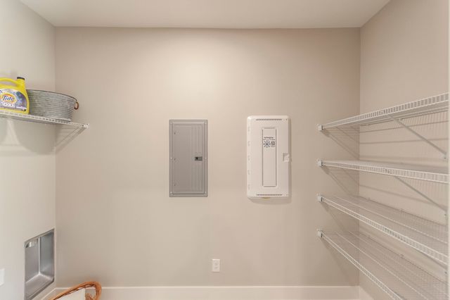 1136 Lock 4 Rd, Gallatin, TN 37066
