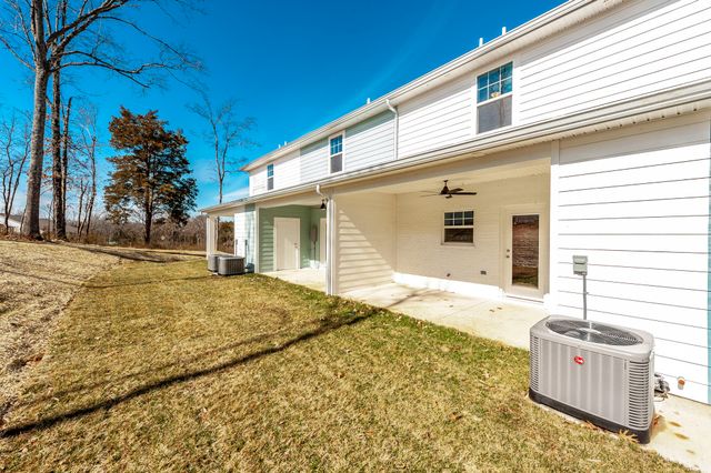 1136 Lock 4 Rd, Gallatin, TN 37066