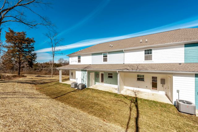 1136 Lock 4 Rd, Gallatin, TN 37066