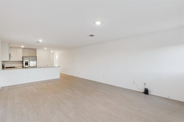 14910 Parkway Center Avenue, Oklahoma City, OK 73134